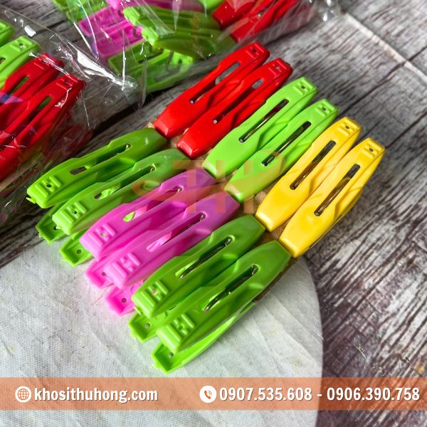 Kẹp phơi đồ làm từ tủ chất liệu nhưa PP nguyên sinh dẻo dai, chống nắng mưa hiệu quả Kẹp phơi đồ làm từ tủ chất liệu nhưa PP nguyên sinh dẻo dai, chống nắng mưa hiệu quả