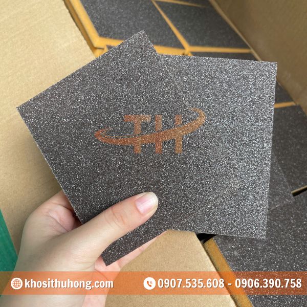 Khả năng làm sạch mạnh mẽ với lớp nhám Khả năng làm sạch mạnh mẽ với lớp nhám