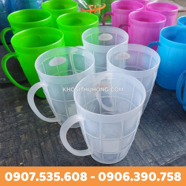 Ly mãng cầu nhựa PP với nhiều màu sắc đa dạng Ly mãng cầu nhựa PP với nhiều màu sắc đa dạng