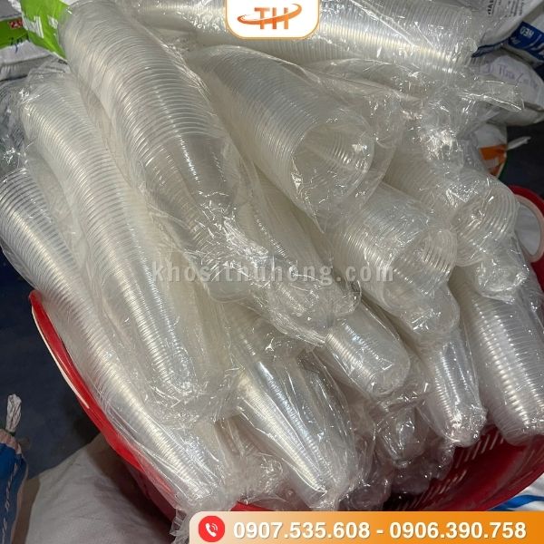 Ly nhựa dùng 1 lần tại Thu Hồng Ly nhựa dùng 1 lần tại Thu Hồng