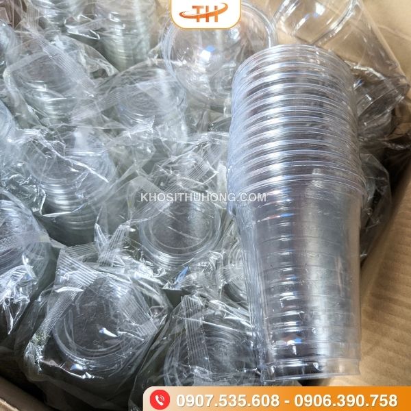 Ly nhựa nắp cầu dùng 1 lần tiện lợi Ly nhựa nắp cầu dùng 1 lần tiện lợi