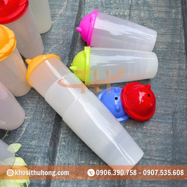 Ly nhựa nắp gấu là mặt hàng mang lại lợi nhuận bứt phá cho người kinh doanh Ly nhựa nắp gấu là mặt hàng mang lại lợi nhuận bứt phá cho người kinh doanh