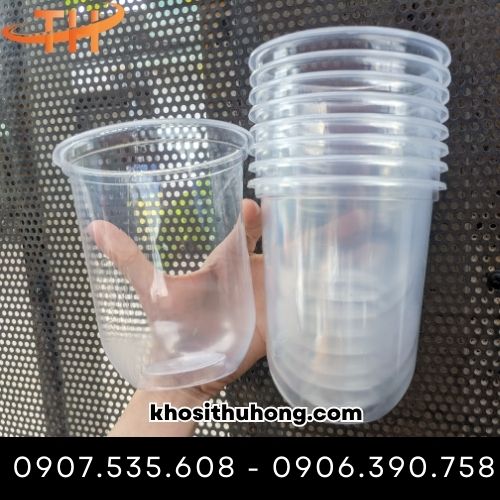 Ly nhựa đáy bầu