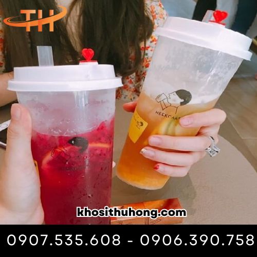 Ly nhựa cứng 500ml và 700ml