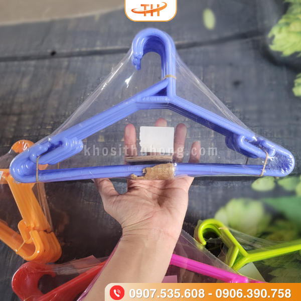 Móc nhựa làm từ nhựa chất lượng cao Móc nhựa làm từ nhựa chất lượng cao