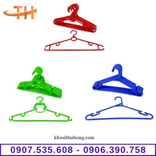 Móc nhựa treo quần áo