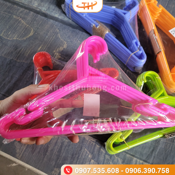 Móc nhựa giá sỉ rẻ tận gốc tại TPHCM Móc nhựa giá sỉ rẻ tận gốc tại TPHCM