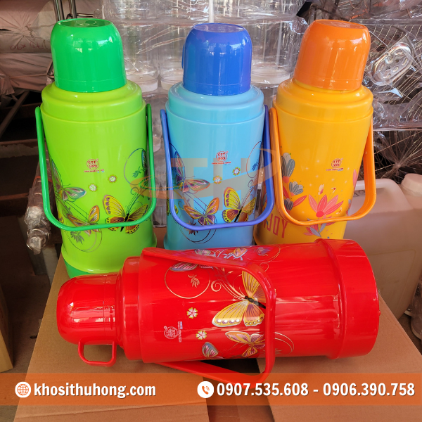 Mỗi chiếc bình thủy như một bức tranh mini Mỗi chiếc bình thủy như một bức tranh mini