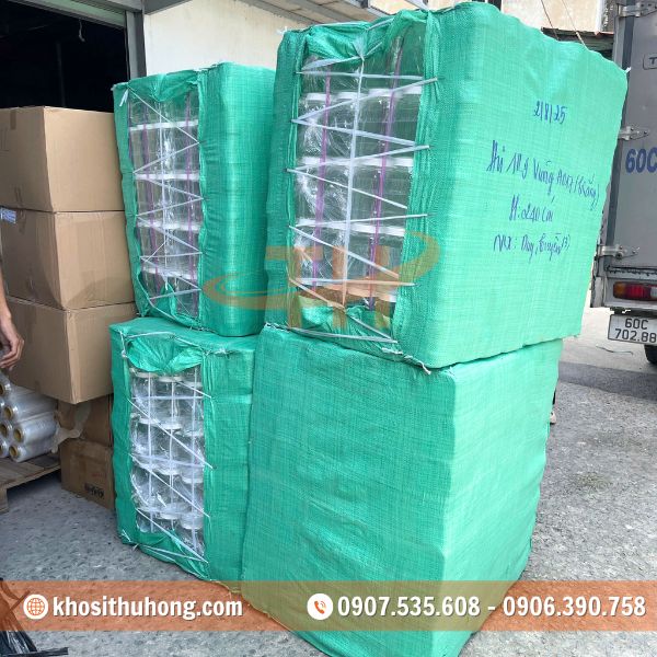 Mỗi kiện hàng được kiểm tra kỹ lưỡng, ghi chú thông tin rõ ràng Mỗi kiện hàng được kiểm tra kỹ lưỡng, ghi chú thông tin rõ ràng