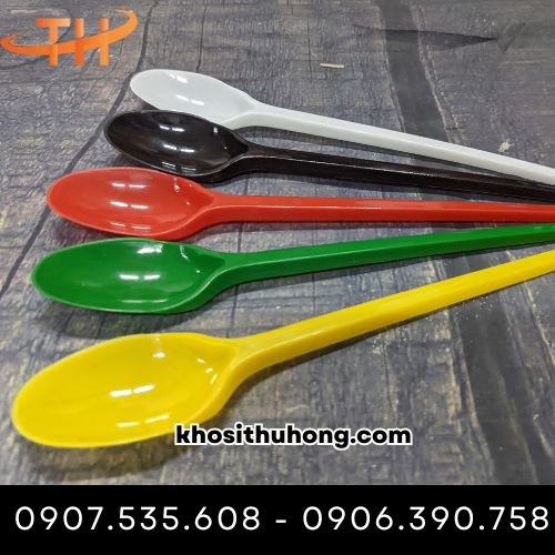 Muỗng nhựa dùng 1 lần