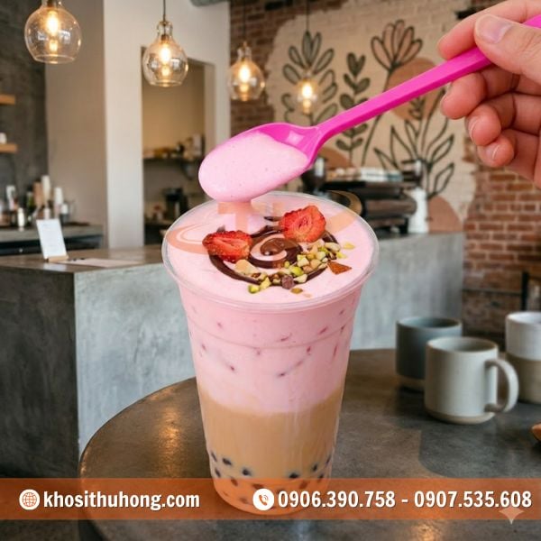 Muỗng được làm từ nhựa PP cao cấp và an toàn cho thực phẩm Muỗng được làm từ nhựa PP cao cấp và an toàn cho thực phẩm