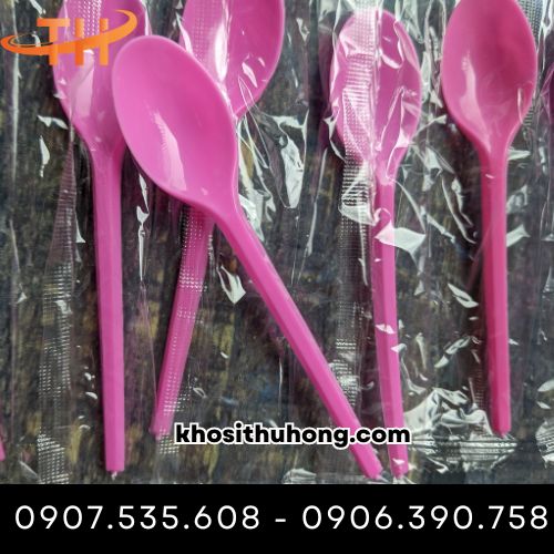 Muỗng nhựa cao cấp