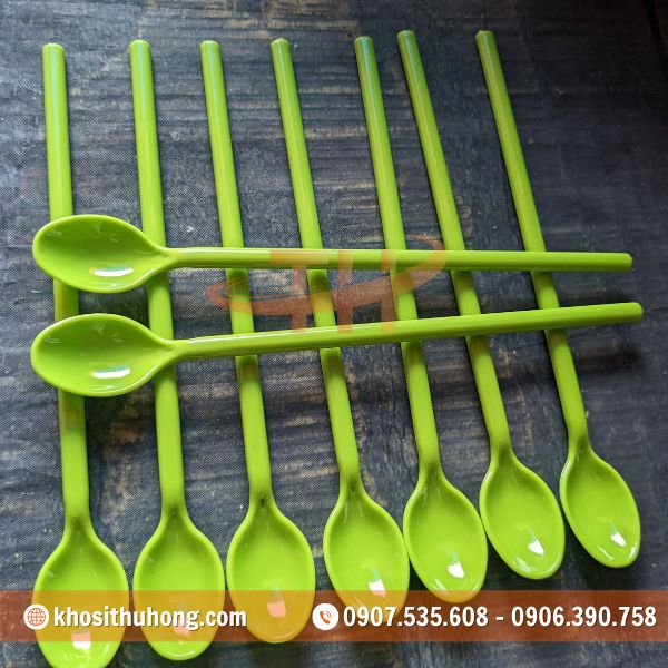 Muỗng làm từ nhựa PP nguyên sinh, không chứa chất độc hại Muỗng làm từ nhựa PP nguyên sinh, không chứa chất độc hại
