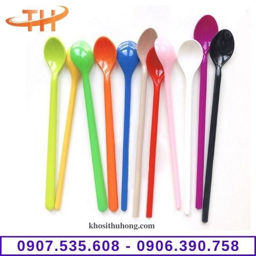 muỗng nhựa cứng giá rẻ