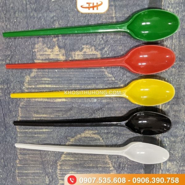 Muỗng nhựa đủ màu làm từ nhựa an toàn thực phẩm Muỗng nhựa đủ màu làm từ nhựa an toàn thực phẩm