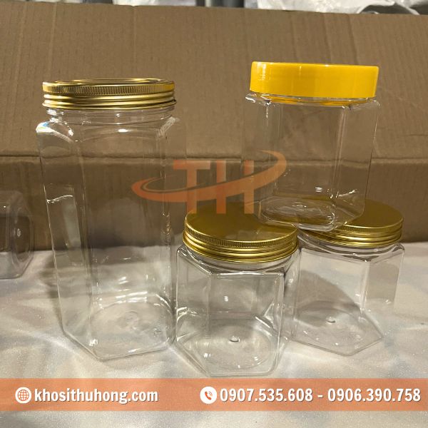 Ngoài nắp nhôm còn có nắp nhựa màu gọn nhẹ Ngoài nắp nhôm còn có nắp nhựa màu gọn nhẹ