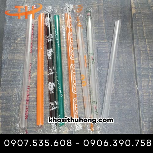 Màng bọc giúp bảo quản ống hút vệ sinh hơn