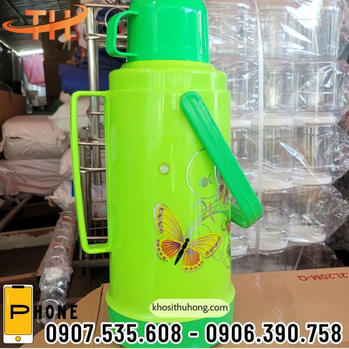 Phích có ca để uống nước