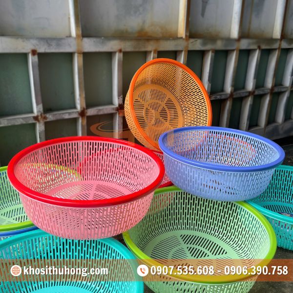 Rổ nhiều màu sắc đa dạng giúp phân hóa thực phẩm, hàng hóa dễ dàng Rổ nhiều màu sắc đa dạng giúp phân hóa thực phẩm, hàng hóa dễ dàng