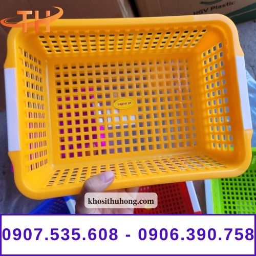Rổ nhựa đựng được nhiều vật dụng