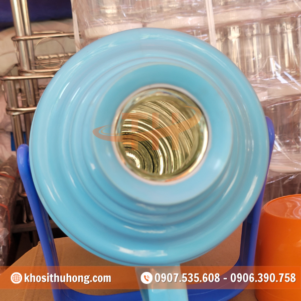 Ruột bình thủy có lớp tráng gương giúp hạn chế đổ hay rò rỉ Ruột bình thủy có lớp tráng gương giúp hạn chế đổ hay rò rỉ