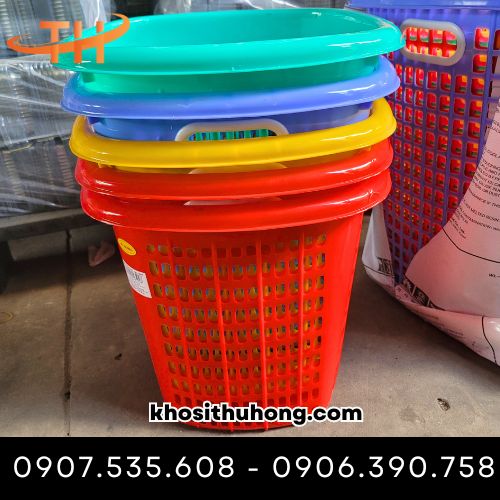 Sọt nhựa có nhiều màu sắc