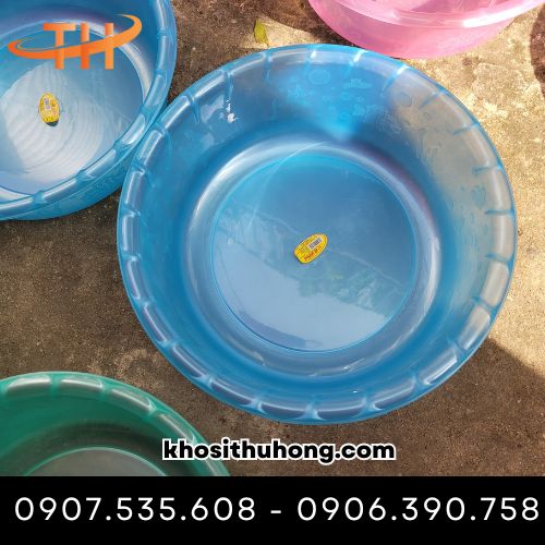 Thau nhựa trong suốt