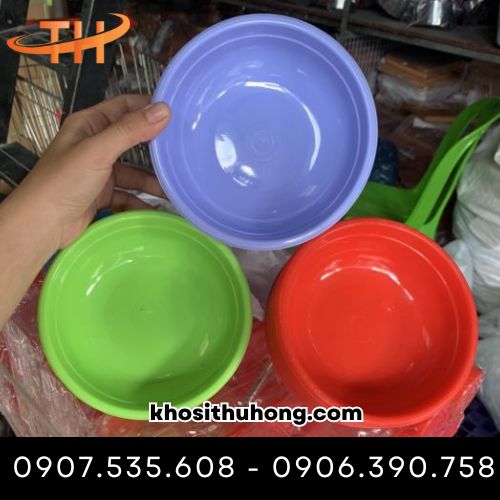 Thau nhựa tròn