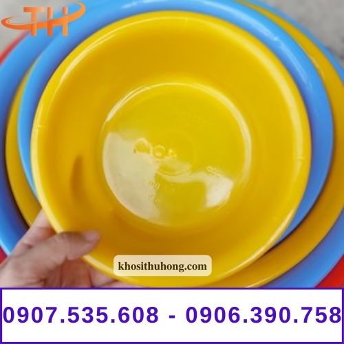 Thau nhựa lớn nhất