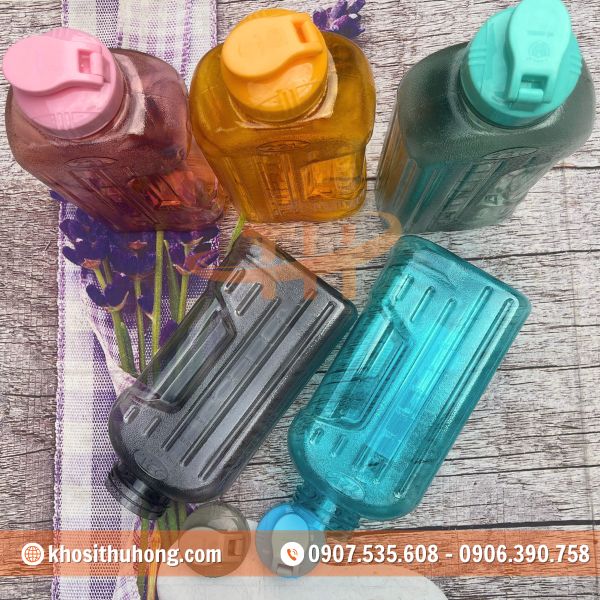 Bình nước nhựa hướng đến sự tiện lợi và an toàn Bình nước nhựa hướng đến sự tiện lợi và an toàn