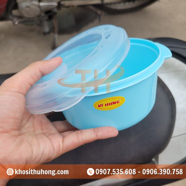 Thố nhựa có trọng lượng nhẹ và kích thước vừa phải Thố nhựa có trọng lượng nhẹ và kích thước vừa phải