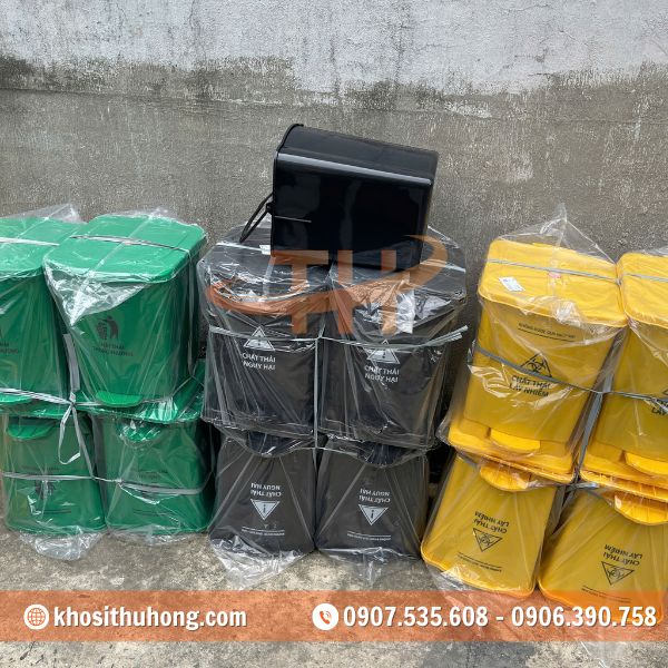Thu Hồng chuyên sỉ thùng rác đạp chân chất lượng, nhựa dẻo Thu Hồng chuyên sỉ thùng rác đạp chân chất lượng, nhựa dẻo