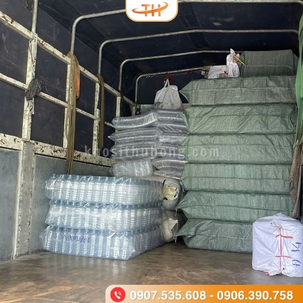 Thu Hồng đi đơn nhanh hũ nước sốt nắp liền Thu Hồng đi đơn nhanh hũ nước sốt nắp liền