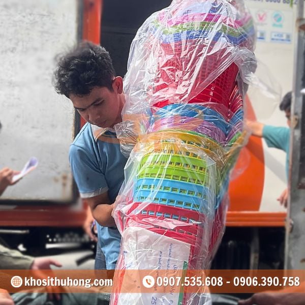 Thu Hồng - Đơn vị sỉ giỏ nhựa đi chợ nhiều màu giá rẻ Thu Hồng - Đơn vị sỉ giỏ nhựa đi chợ nhiều màu giá rẻ