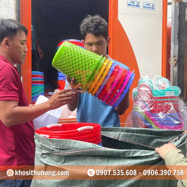 Thu Hồng là kho sỉ sọt nhựa tròn có quai chất lượng bền đẹp tại Bình Chánh Thu Hồng là kho sỉ sọt nhựa tròn có quai chất lượng bền đẹp tại Bình Chánh