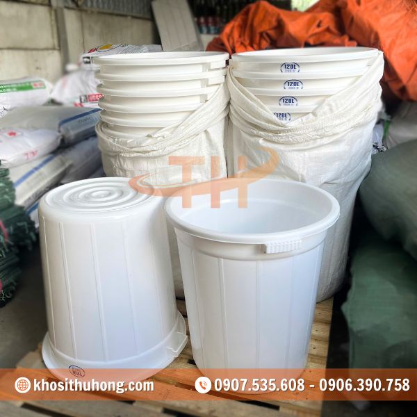 Thùng nhựa tròn được sản xuất từ nhựa nguyên sinh cao cấp, chịu lực tốt Thùng nhựa tròn được sản xuất từ nhựa nguyên sinh cao cấp, chịu lực tốt