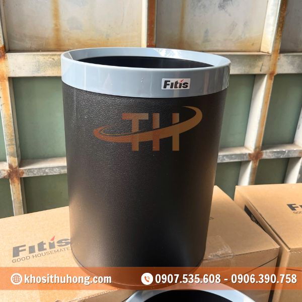 Thùng rác nhựa 2 lớp được thiết kế với hình dáng trụ tròn sang trọng Thùng rác nhựa 2 lớp được thiết kế với hình dáng trụ tròn sang trọng