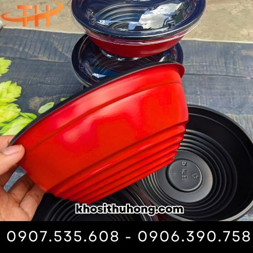 Tô nhựa đỏ đen 850ml