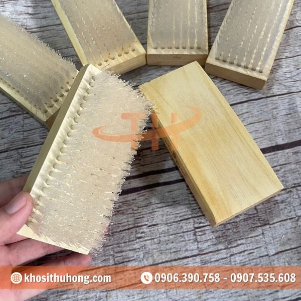 Trọng lượng tay cầm được tính toán vừa vặn Trọng lượng tay cầm được tính toán vừa vặn