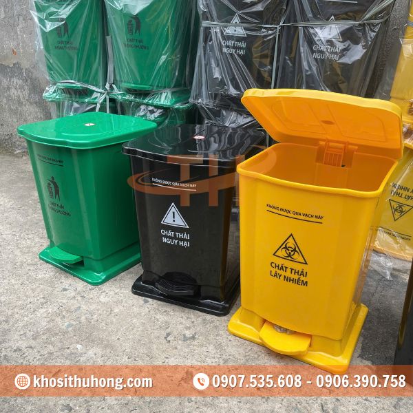 Ứng dụng thực tế của thùng rác nhựa đạp chân Ứng dụng thực tế của thùng rác nhựa đạp chân