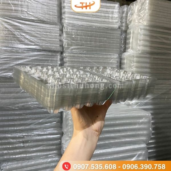 Vỉ đựng trứng cút 30 quả xếp chồng dễ dàng Vỉ đựng trứng cút 30 quả xếp chồng dễ dàng