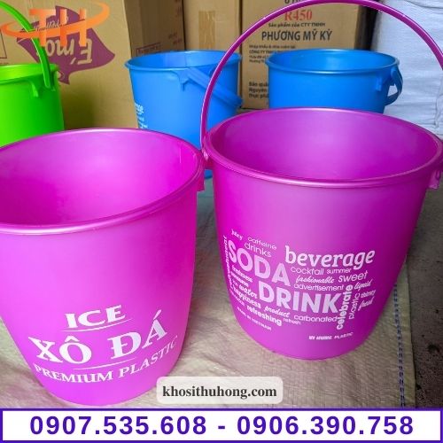 Xô nhựa đựng đá lạnh