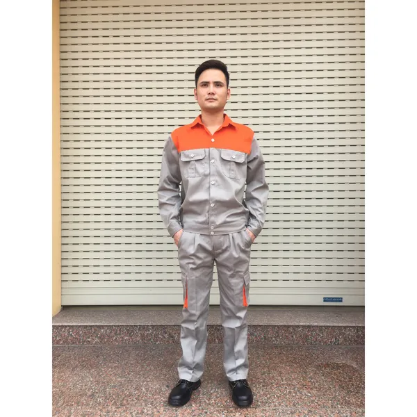 Bộ quần áo bảo hộ lao động