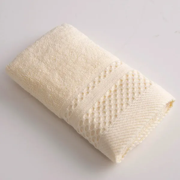 Khăn mặt kích thước 28 cm * 48 cm