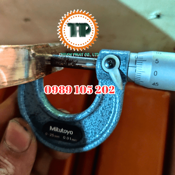 Ray điện hộp kín cấp điện cho máy cắt, máy in, máy sấy Ray điện hộp kín cấp điện cho máy cắt, máy in, máy sấy