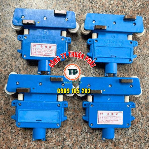 Chổi lấy điện ray điện hộp kín Chổi lấy điện ray điện hộp kín