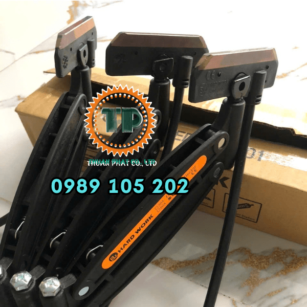 Chổi tiếp điện 3P60A Hardwork Chổi tiếp điện 3P60A Hardwork