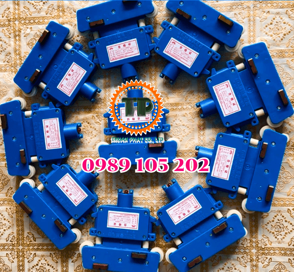 Chổi lấy điện cho ray hộp kín có chức năng gì? Chổi lấy điện cho ray hộp kín có chức năng gì?