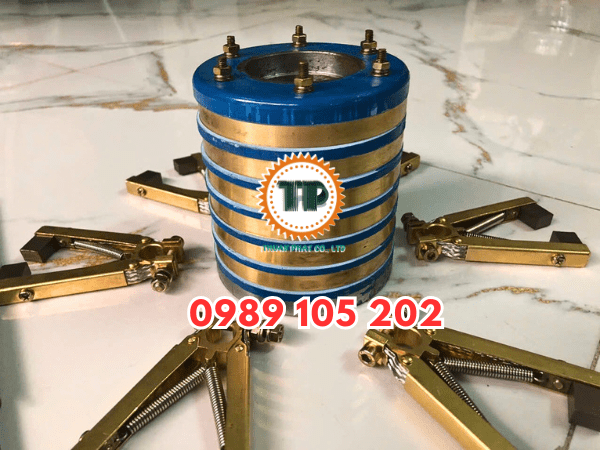 Cổ góp điện 6 pha cốt 45 quy cách 45x95x115mm Cổ góp điện 6 pha cốt 45 quy cách 45x95x115mm