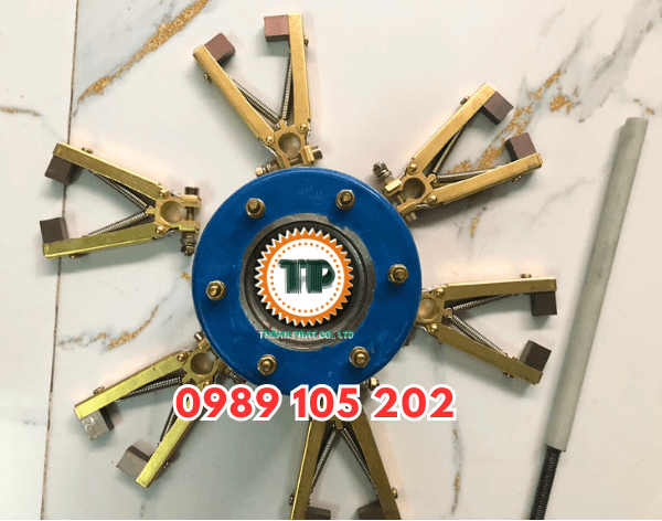 Cổ góp điện 6 pha cốt 45 quy cách 45x95x115mm Cổ góp điện 6 pha cốt 45 quy cách 45x95x115mm